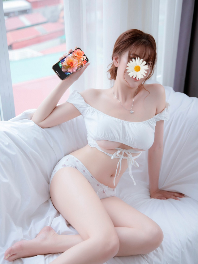 Thu Hằng Hàng Mộc Ngon